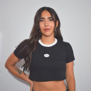VELVETT CROP TOP NEGRO